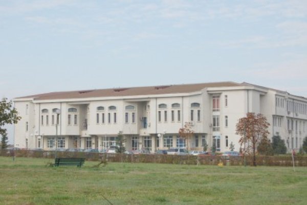 Spectacol la Facultatea de Arte